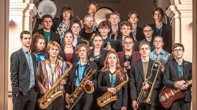 Gruppenfoto Schüler/innen BORG Wr. Neustadt