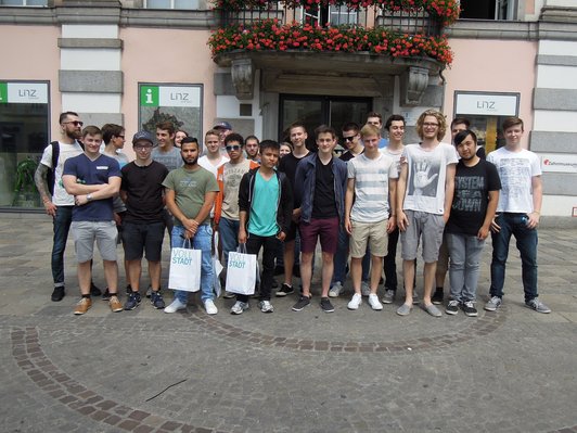 Gruppenfoto der ProjektteilnehmerInnen