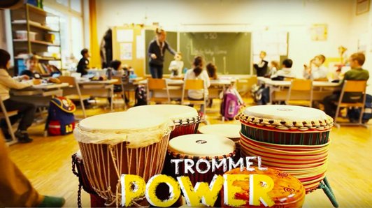 In einer Klasse wirde getrommelt