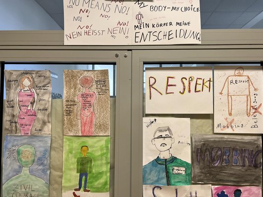 Ausstellung Schule