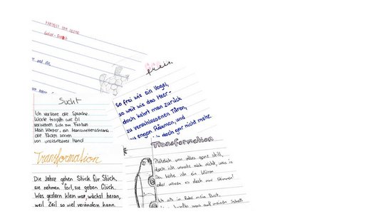 Bild von verschiedenen handgeschriebenen Texten. Zu Themen wie Transformation, Freiheit und Sucht.