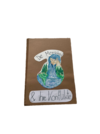 Cover eines Popup-Buches aus Karton. Titel: die Menschen & ihre Konflikte mit einer Zeichnung von Wald und einer Frau mit Haaren aus, Wasser.