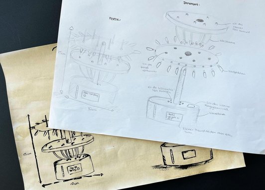 Technischer Entwurf eines Fiktiven Roboter "Pinseltrockner" mit Bleistiftskizze